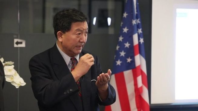 大学生自杀，校方有无责任